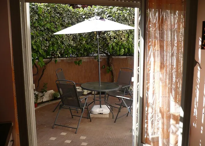 Joe's Unforgettable Vatican Nest *