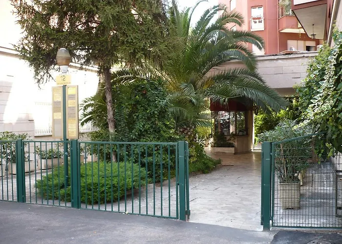 Joe's Unforgettable Vatican Nest